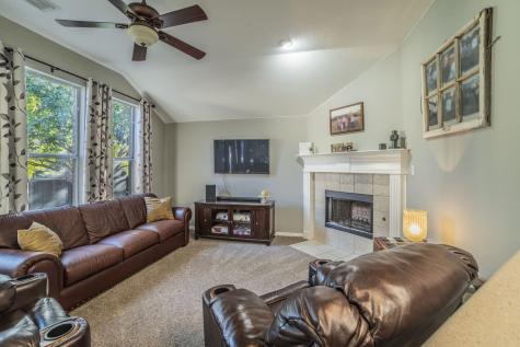 1620 Creekside Drive Corinth TX 76210