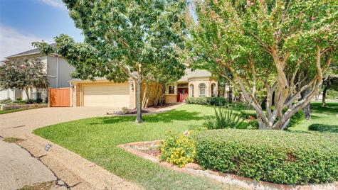 22 Winding Creek Trail Garland TX 75043