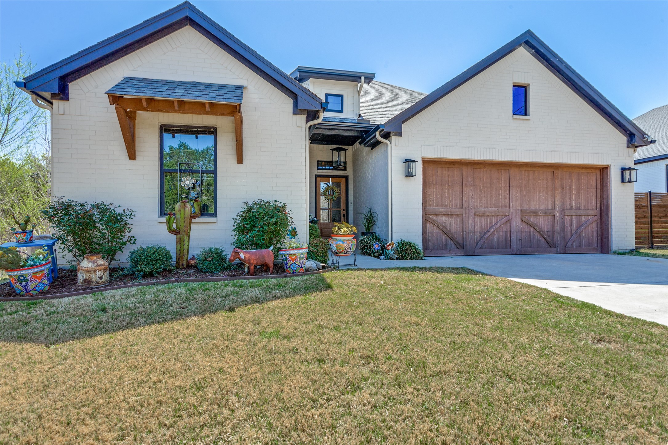 805 Woodhaven Court Granbury TX 76048