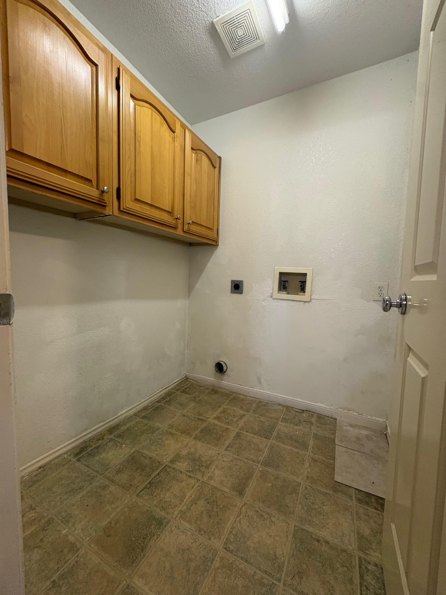 320 W Williams Street Cedar Hill TX 75104
