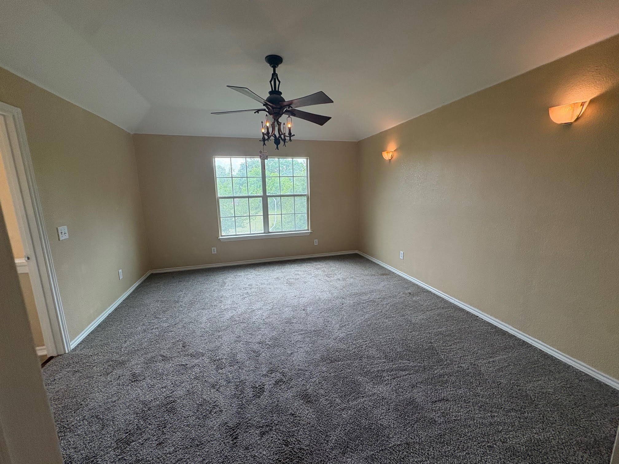 320 W Williams Street Cedar Hill TX 75104