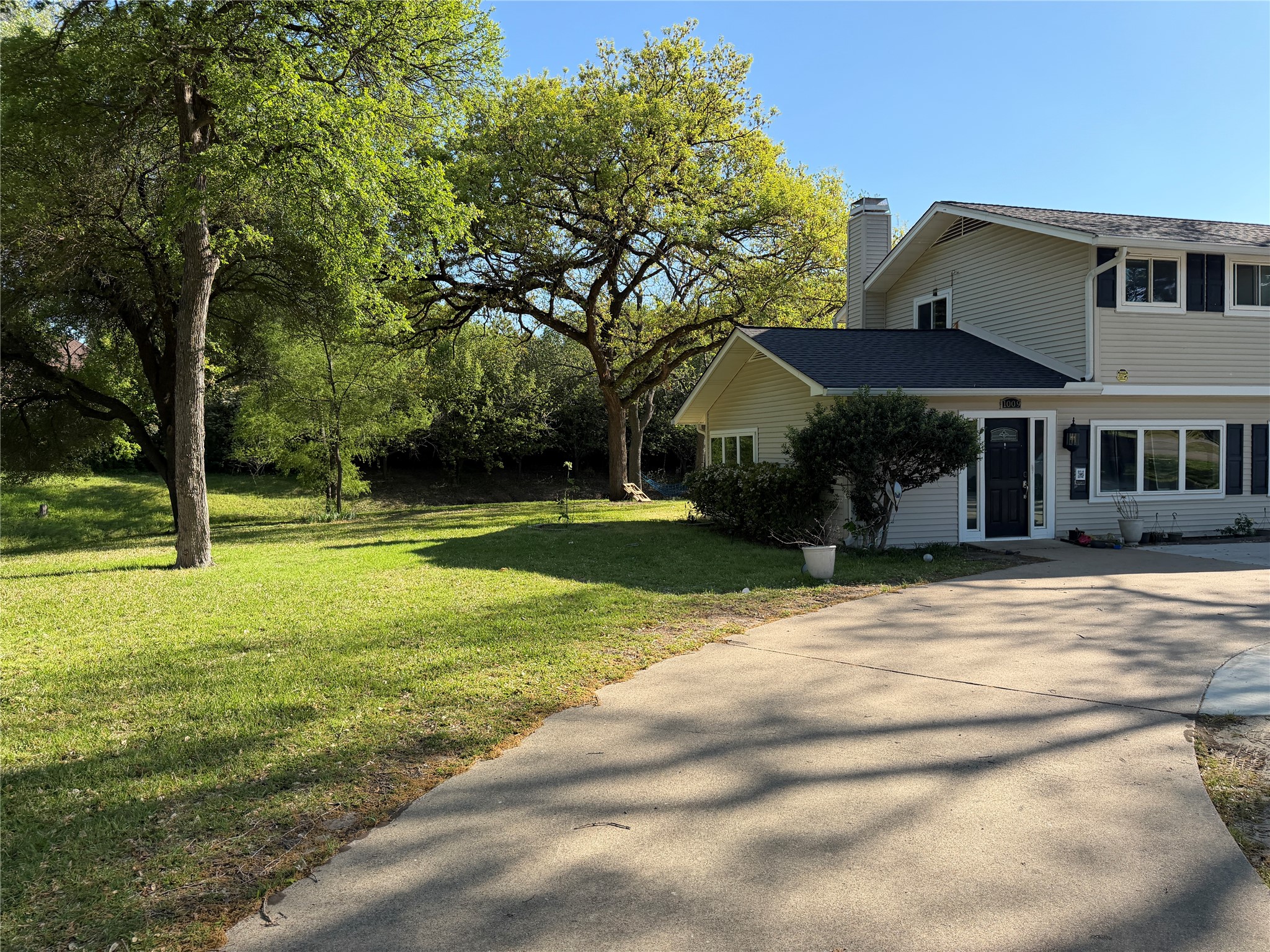 1009 Country Club Road Ennis TX 75119