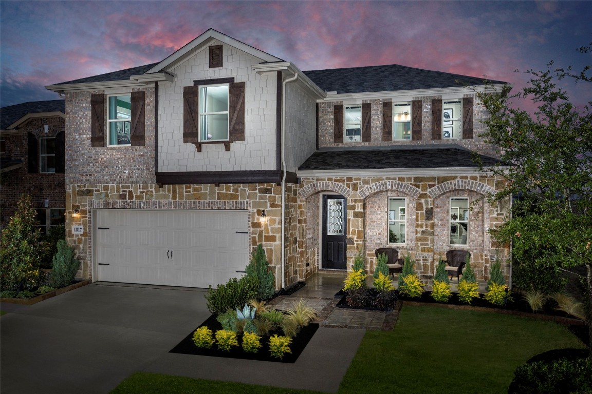 1817 Aslynn Circle Aubrey TX 76227