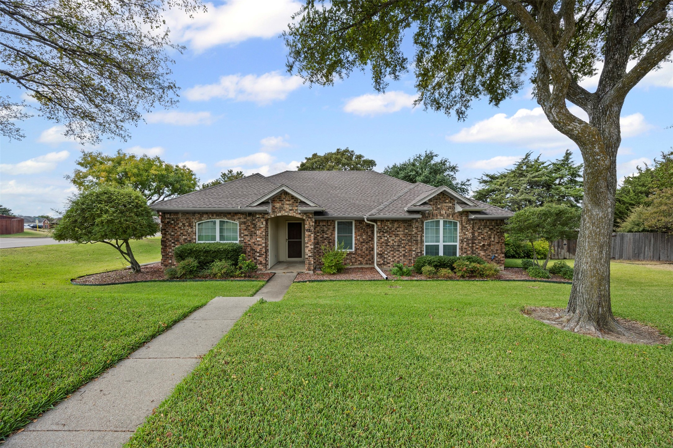 621 Prestonwood Trail Desoto TX 75115