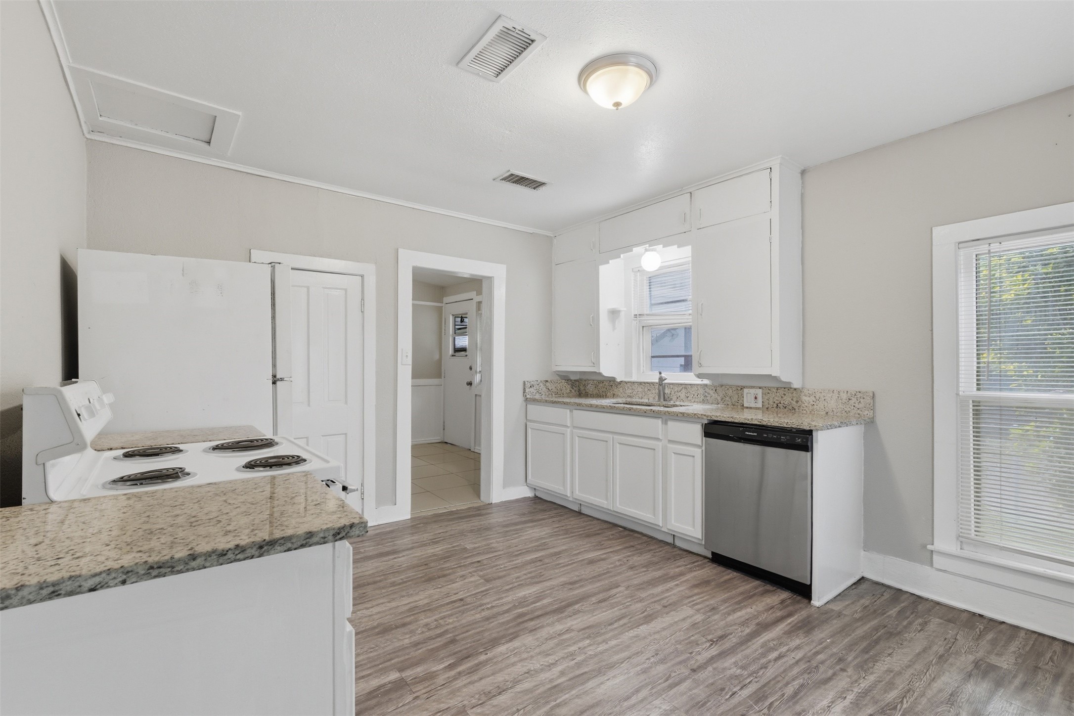 630 E Acheson Street Denison TX 75021