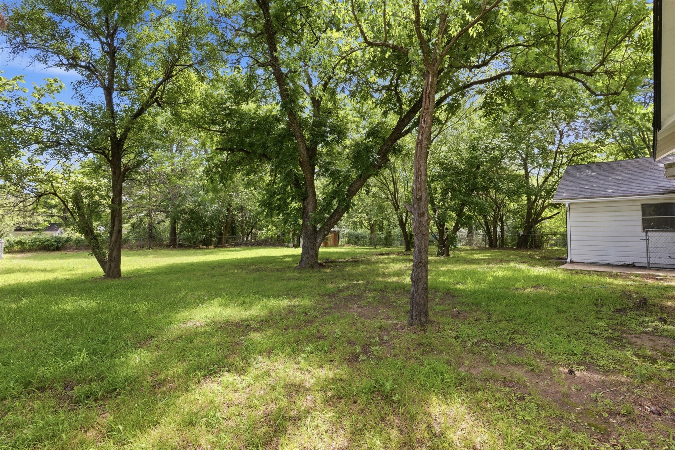 630 E Acheson Street Denison TX 75021
