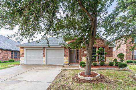 2524 Pinnacle Point Drive Grand Prairie TX 75054