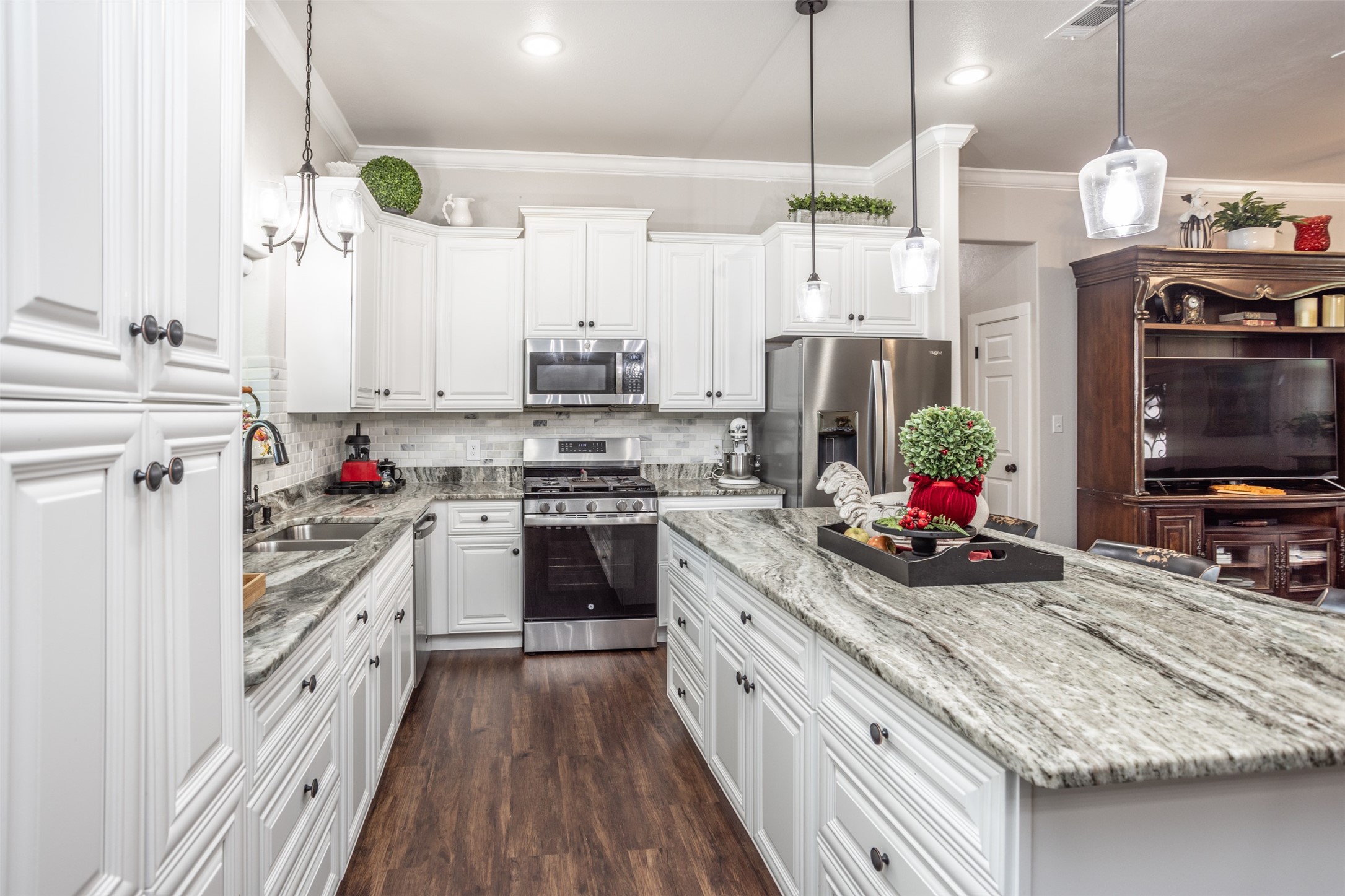 123 County Road 123 Gainesville TX 76240