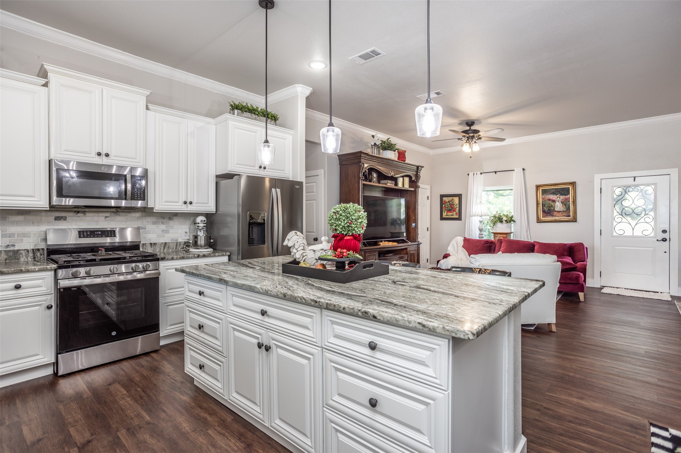 123 County Road 123 Gainesville TX 76240