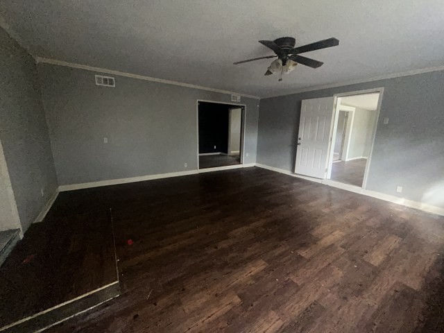 2302 E Mistletoe Avenue Victoria TX 77901