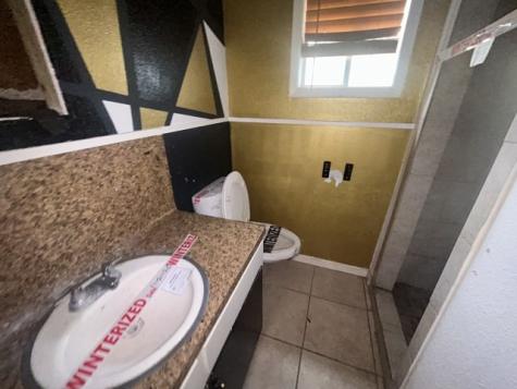 2302 E Mistletoe Avenue Victoria TX 77901