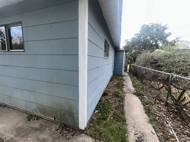 2302 E Mistletoe Avenue Victoria TX 77901