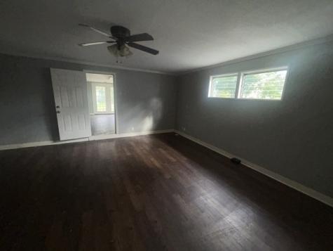 2302 E Mistletoe Avenue Victoria TX 77901
