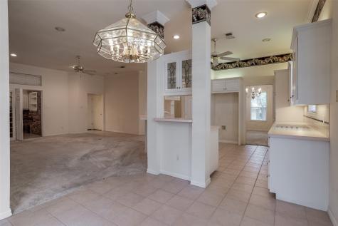 4734 Village Oak Drive Arlington TX 76017