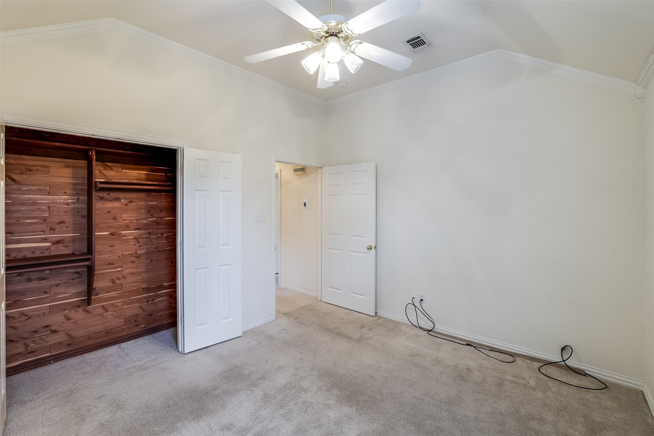 4734 Village Oak Drive Arlington TX 76017