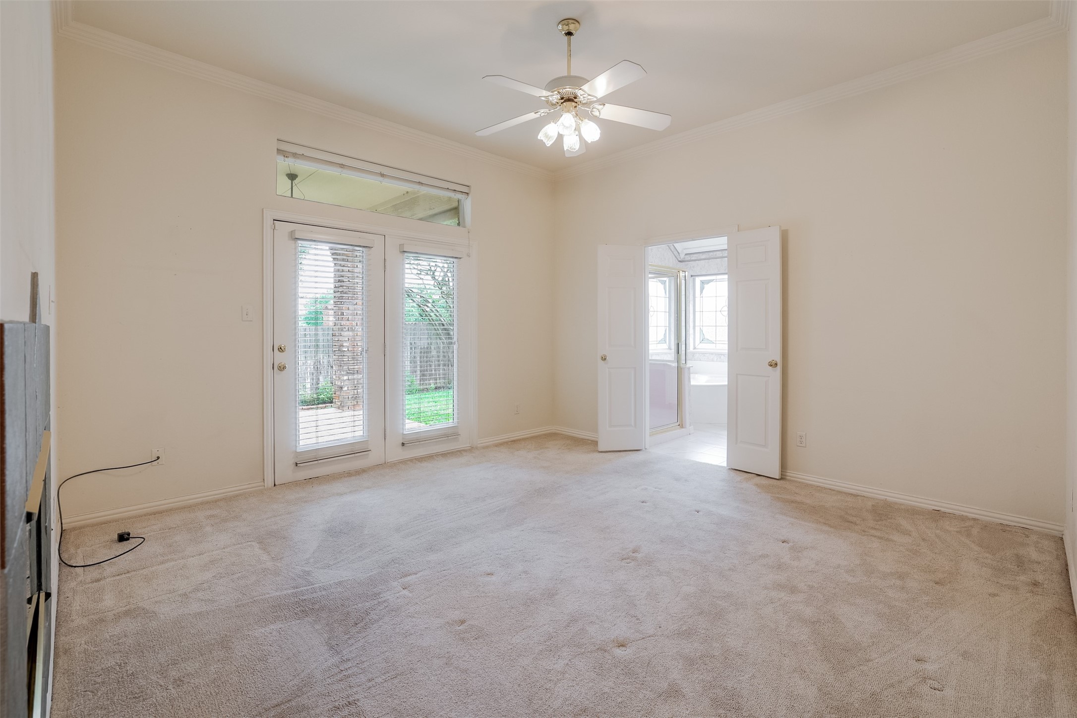 4734 Village Oak Drive Arlington TX 76017