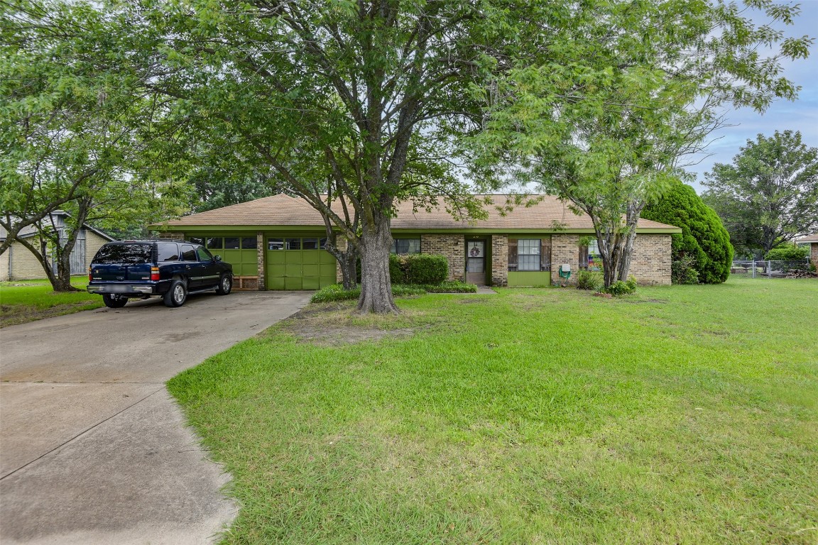 310 Pebble Creek Drive Red Oak TX 75154