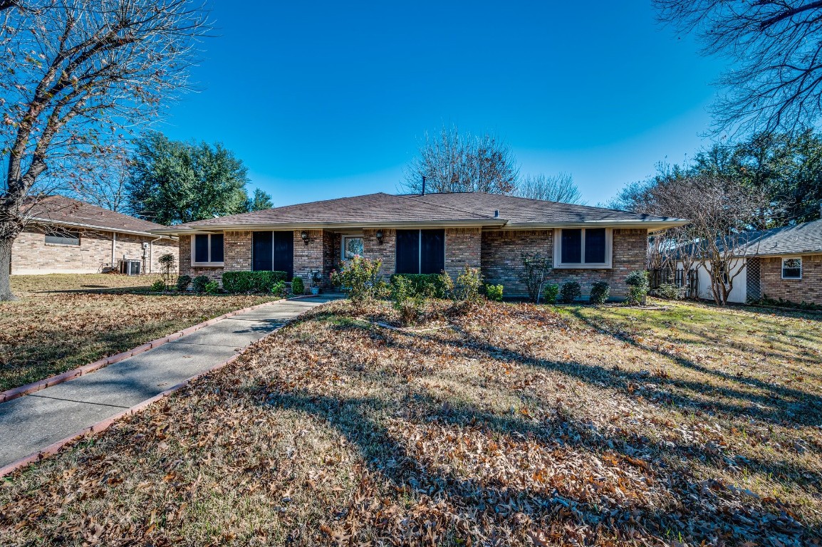 1112 Waterview Lane Desoto TX 75115