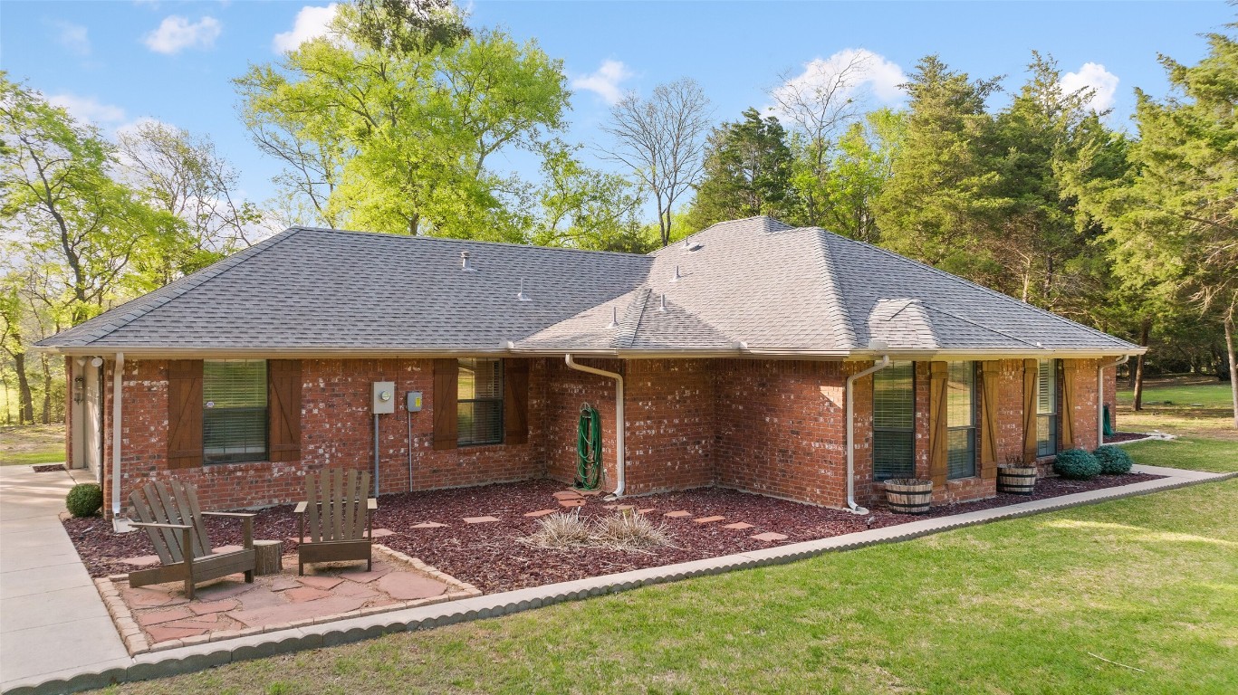 2615 N Lincoln Park Road Van Alstyne TX 75495