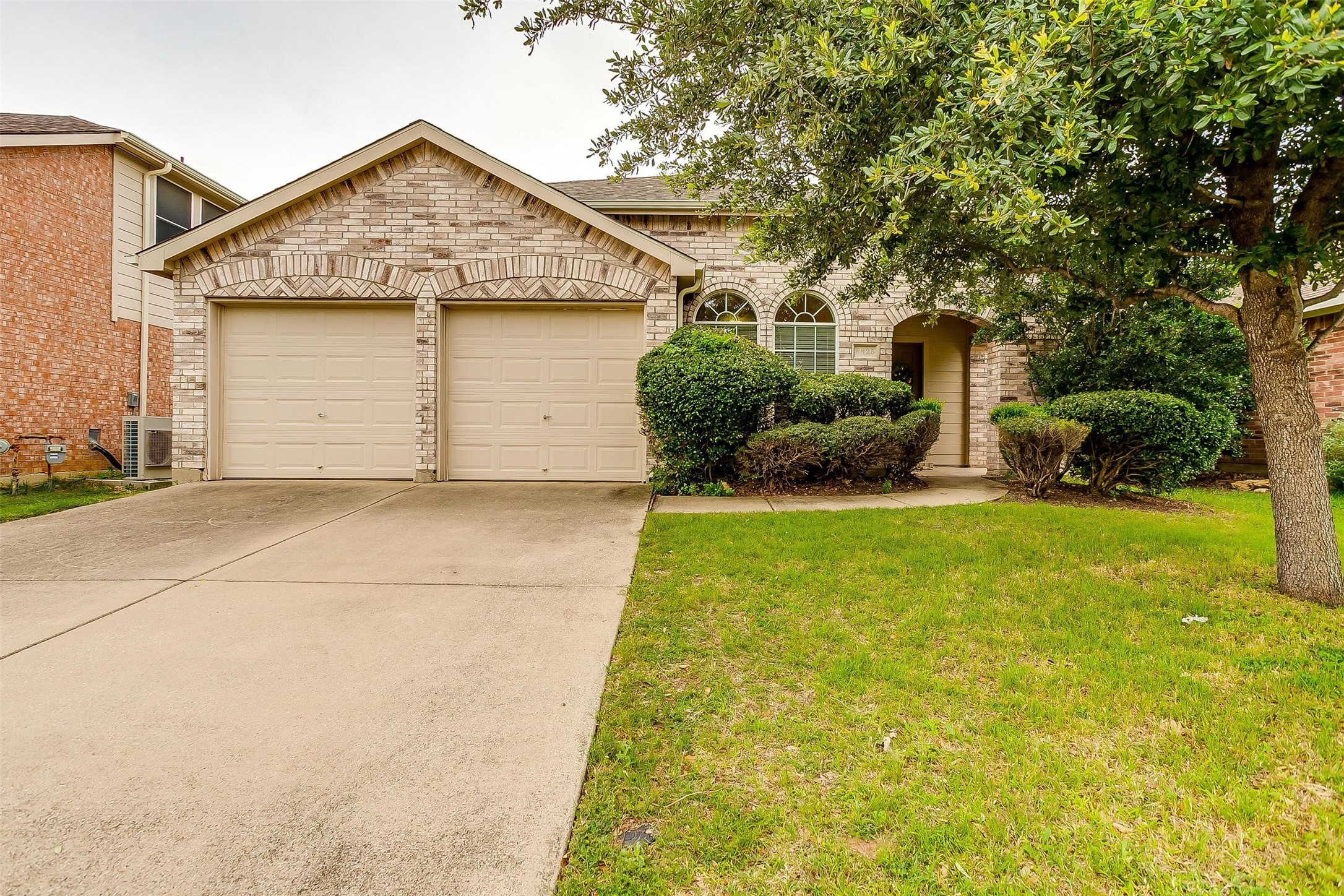 5825 Paloma Blanca Drive Fort Worth TX 76179