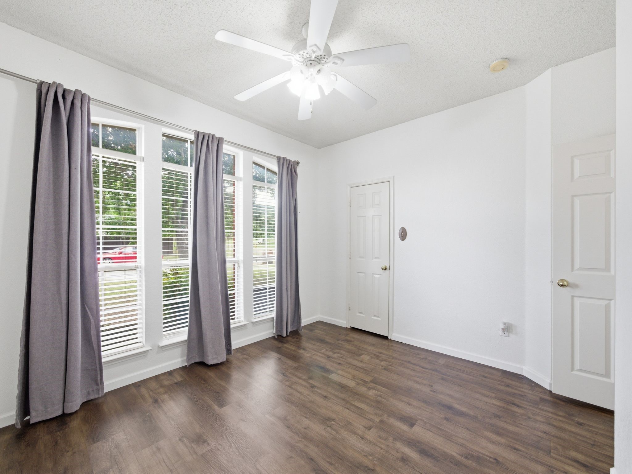 1332 Hillcrest Drive Allen TX 75002