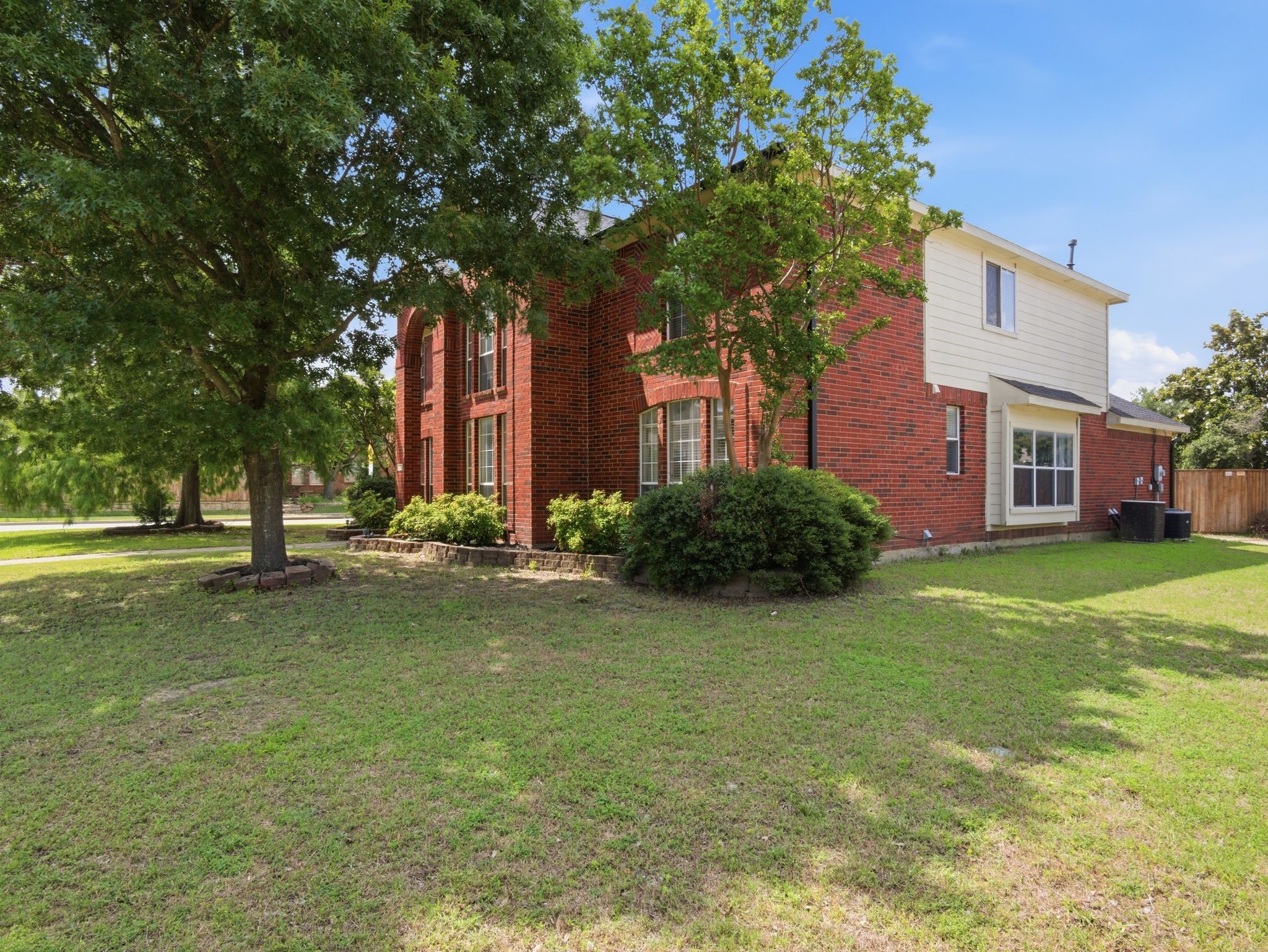 1332 Hillcrest Drive Allen TX 75002
