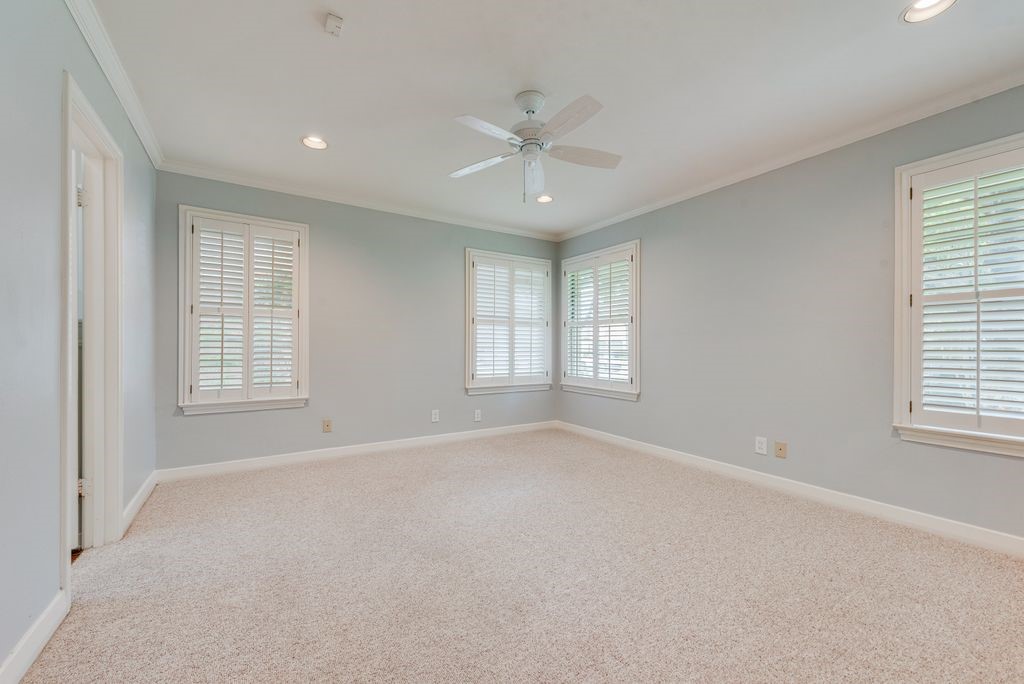 6727 Woodland Drive Dallas TX 75225