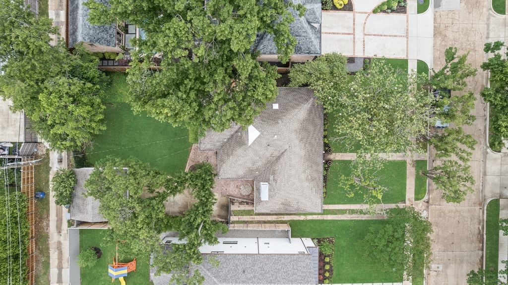 6727 Woodland Drive Dallas TX 75225