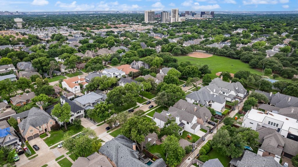 6727 Woodland Drive Dallas TX 75225