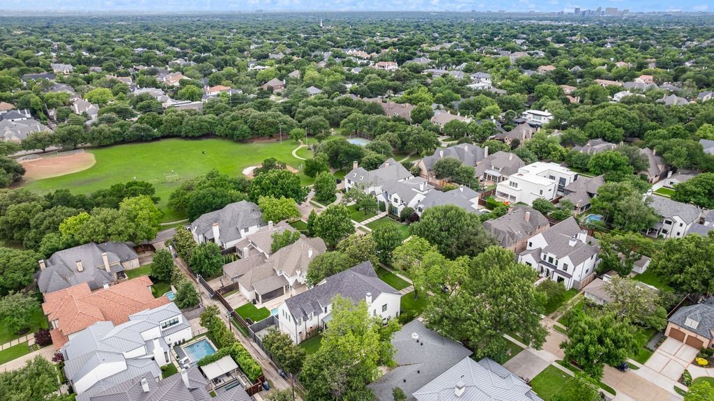 6727 Woodland Drive Dallas TX 75225