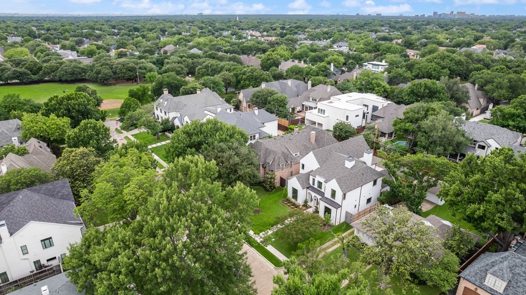 6727 Woodland Drive Dallas TX 75225