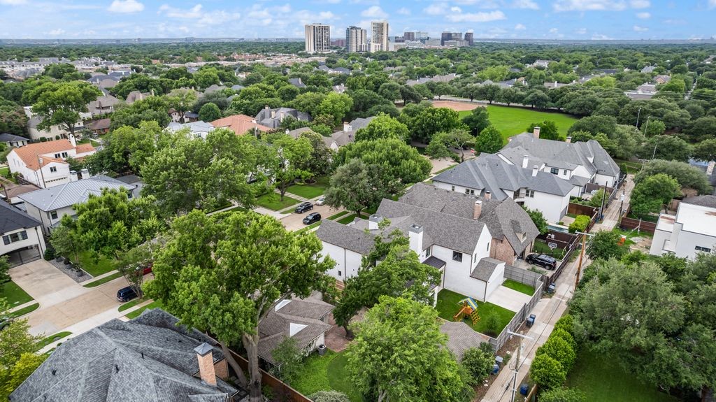 6727 Woodland Drive Dallas TX 75225
