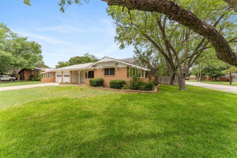 2408 13th Street Brownwood TX 76801