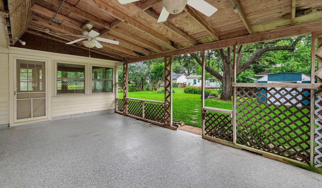 1112 N 63rd Street Waco TX 76710
