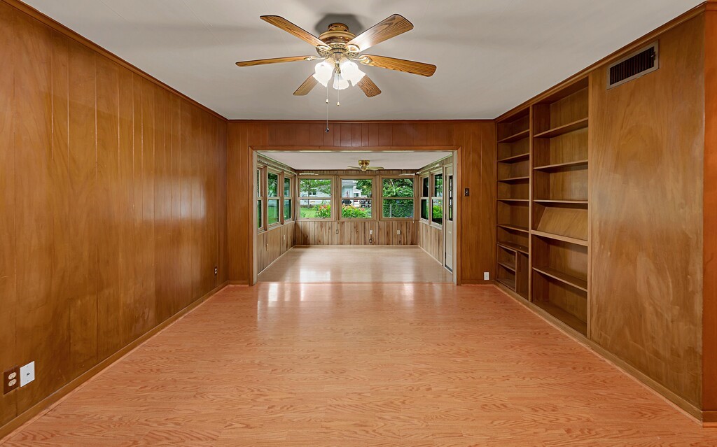 1112 N 63rd Street Waco TX 76710