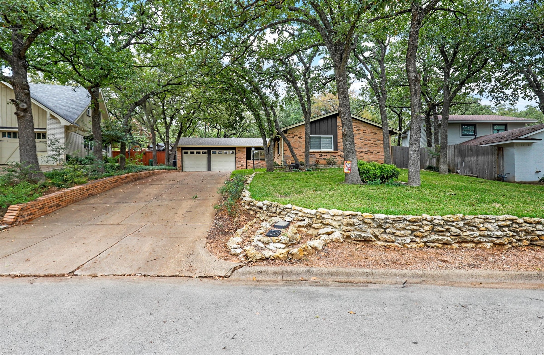 3511 Hampshire Drive Arlington TX 76013