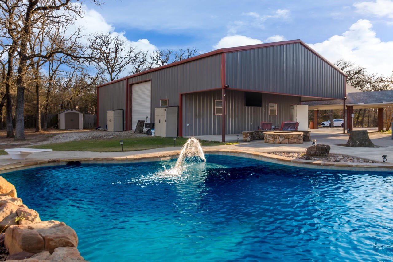 102 County Road 424a Lorena TX 76655