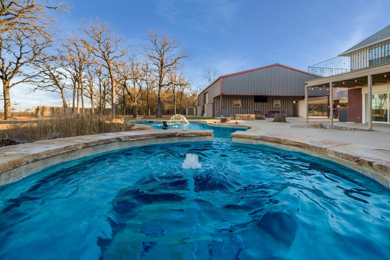 102 County Road 424a Lorena TX 76655