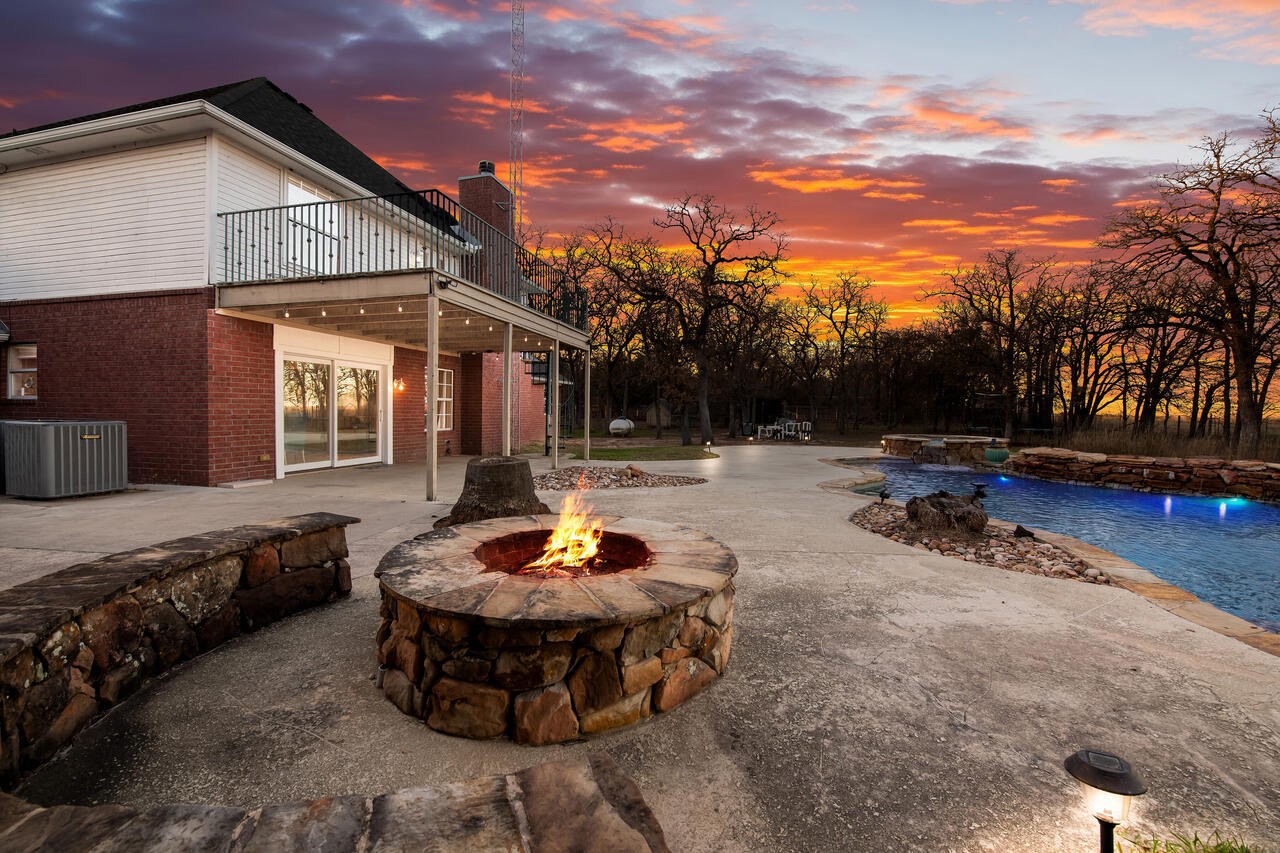 102 County Road 424a Lorena TX 76655