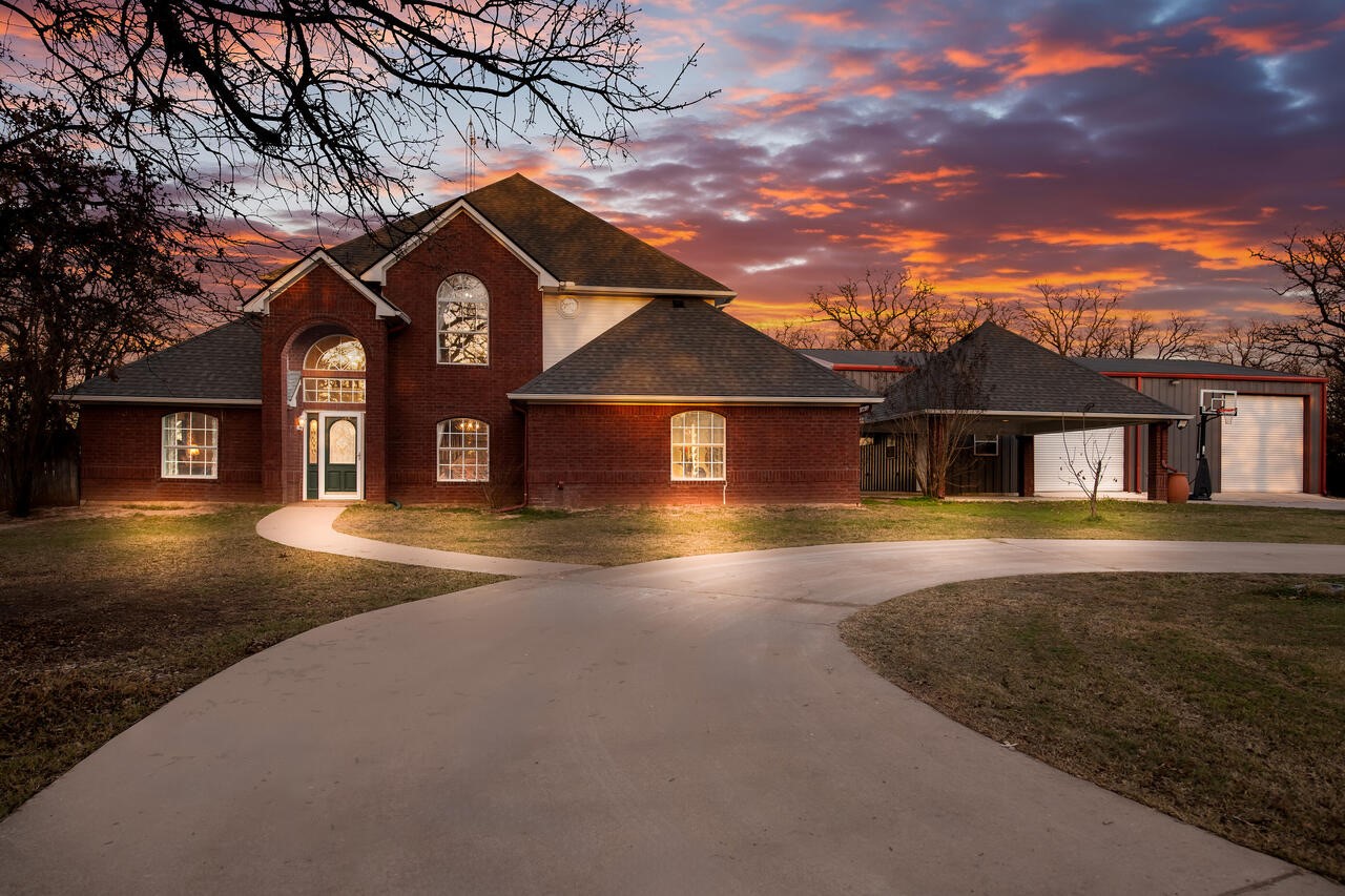 102 County Road 424a Lorena TX 76655