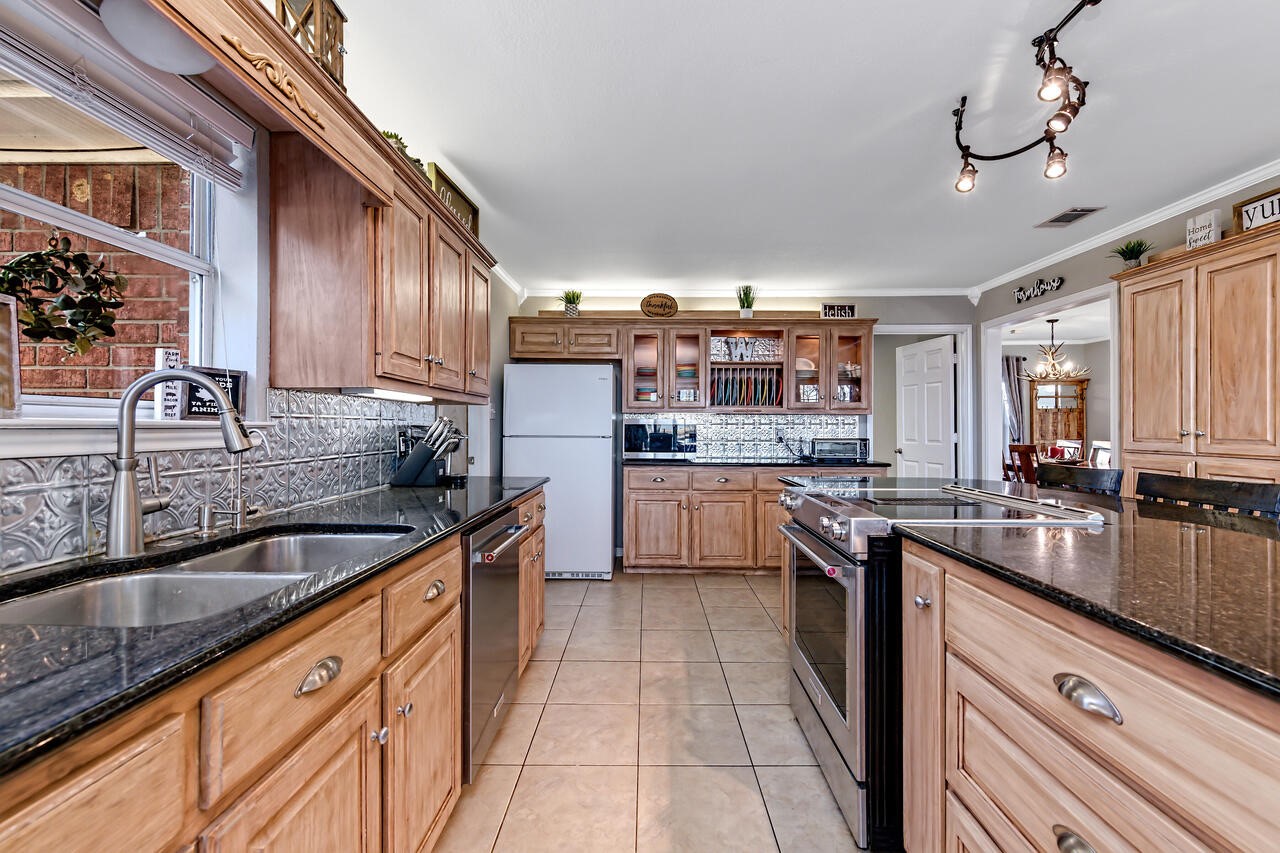 102 County Road 424a Lorena TX 76655