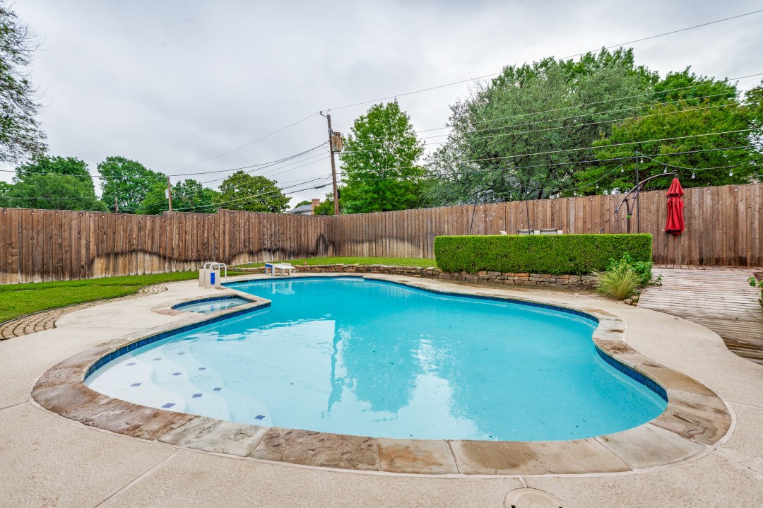 13524 Far Hills Lane Dallas TX 75240