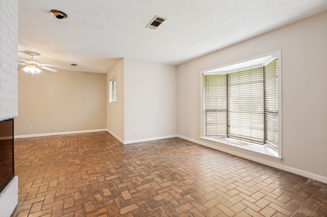 13524 Far Hills Lane Dallas TX 75240