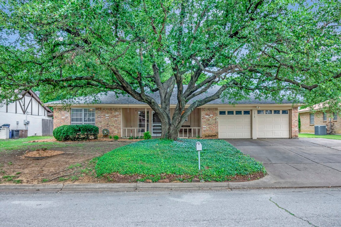 7513 Red Oak Street North Richland Hills TX 76182
