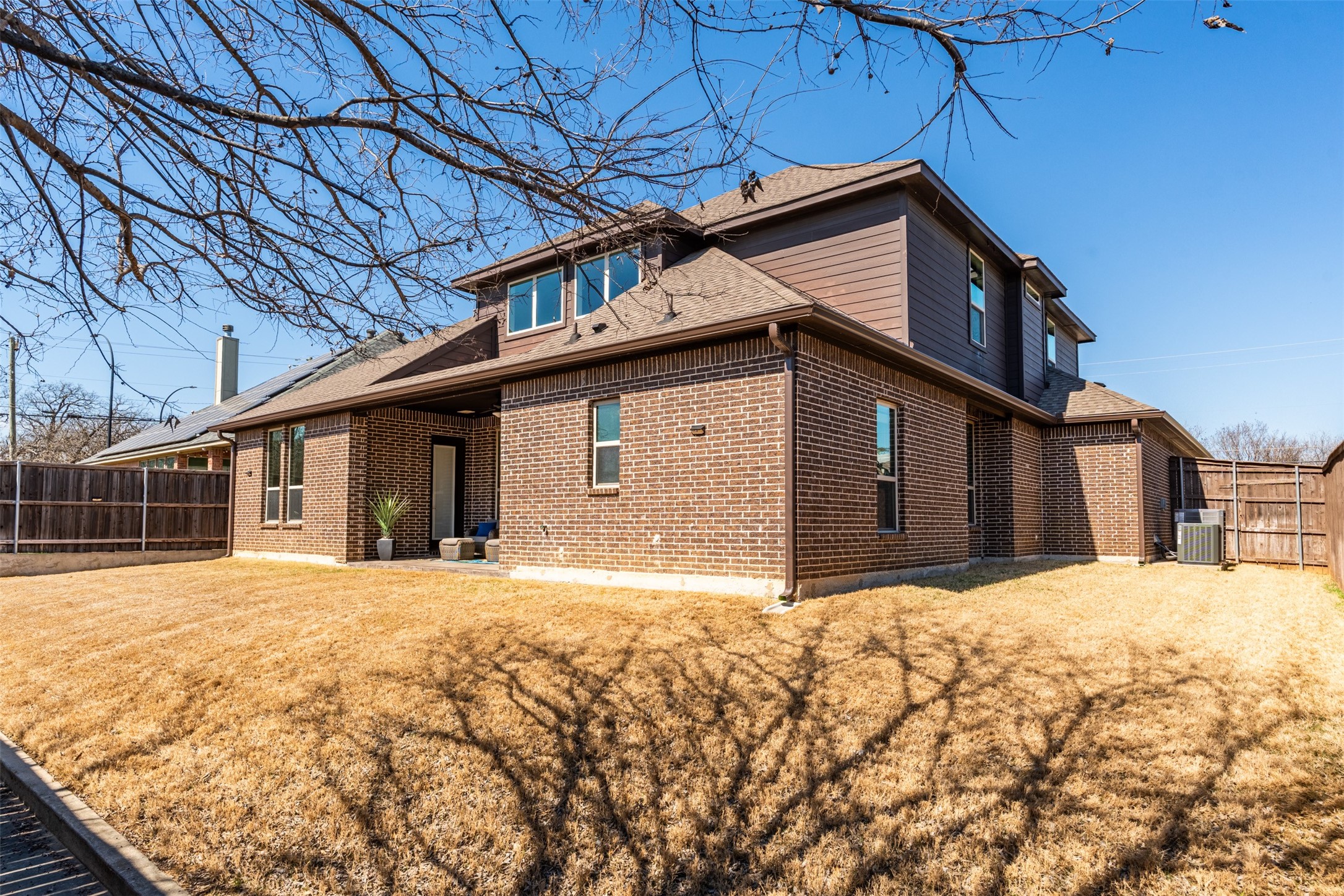2608 Kuykendall Drive Arlington TX 76001