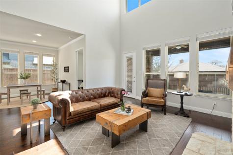 2608 Kuykendall Drive Arlington TX 76001