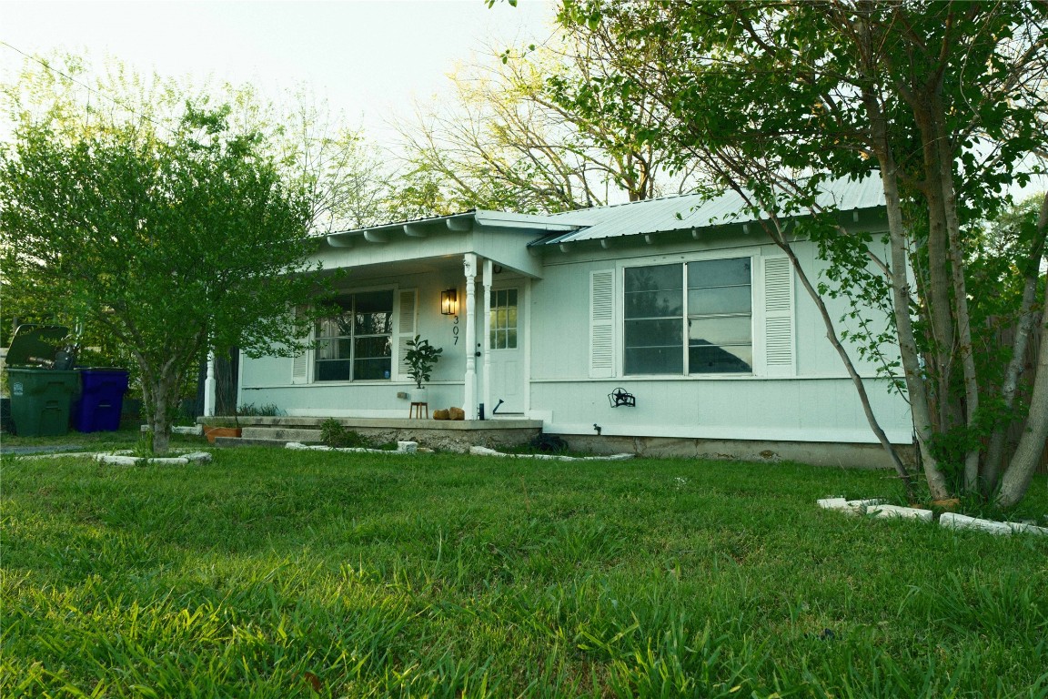307 E South Street Whitesboro TX 76273