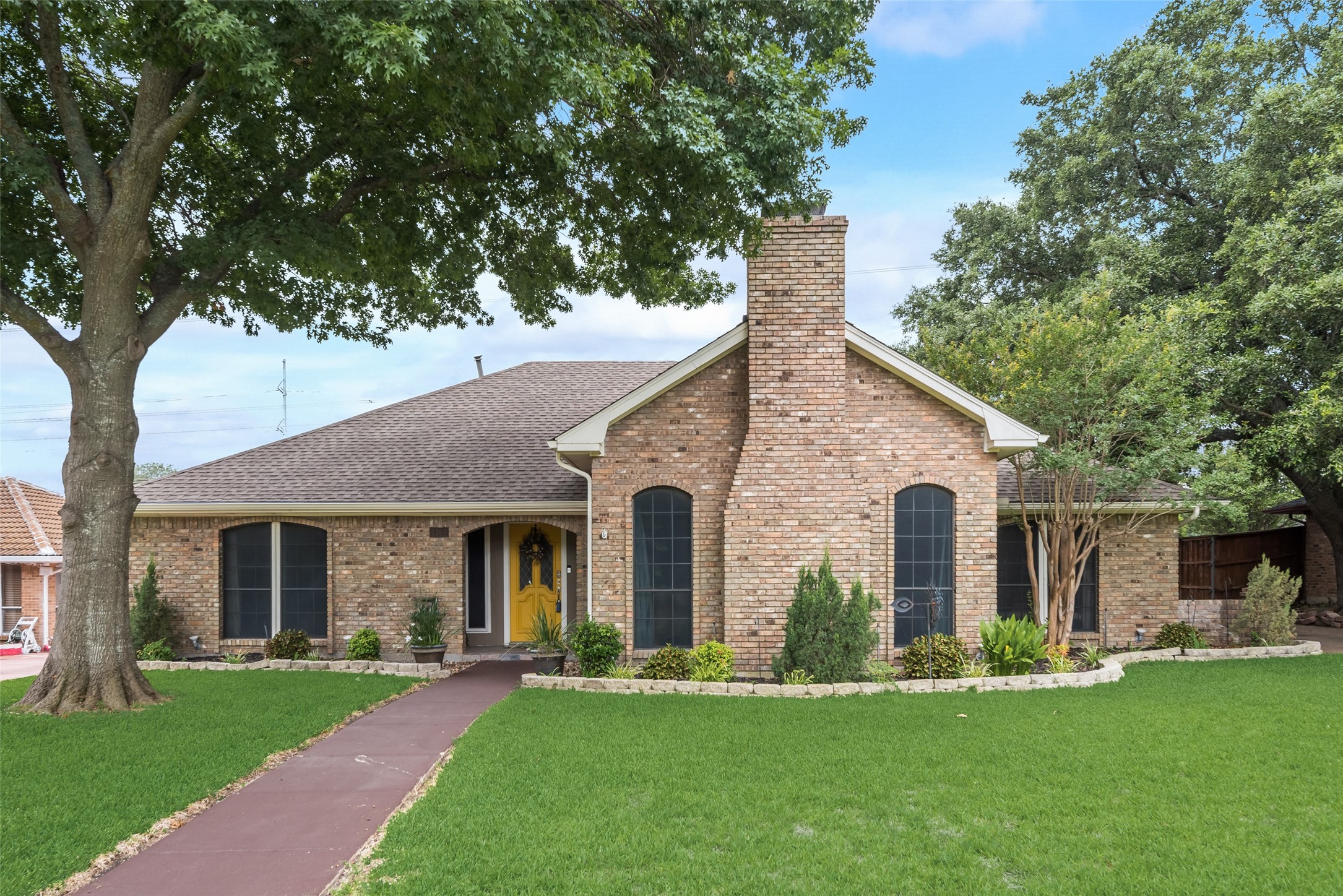 1858 Green Tree Lane Duncanville TX 75137