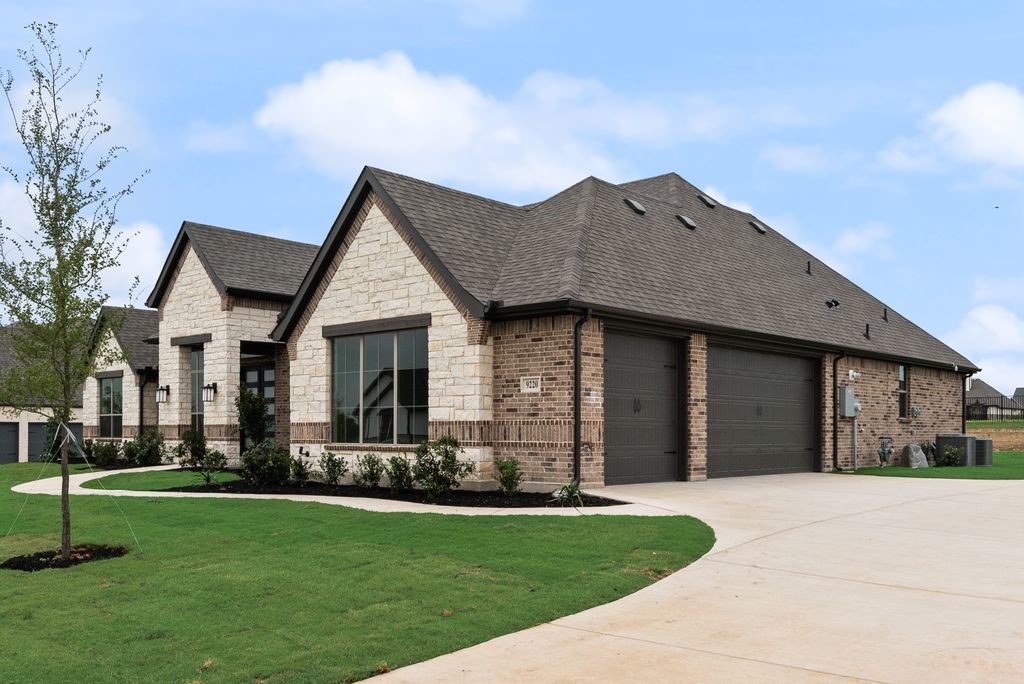 9220 Wood Duck Drive Justin TX 76247