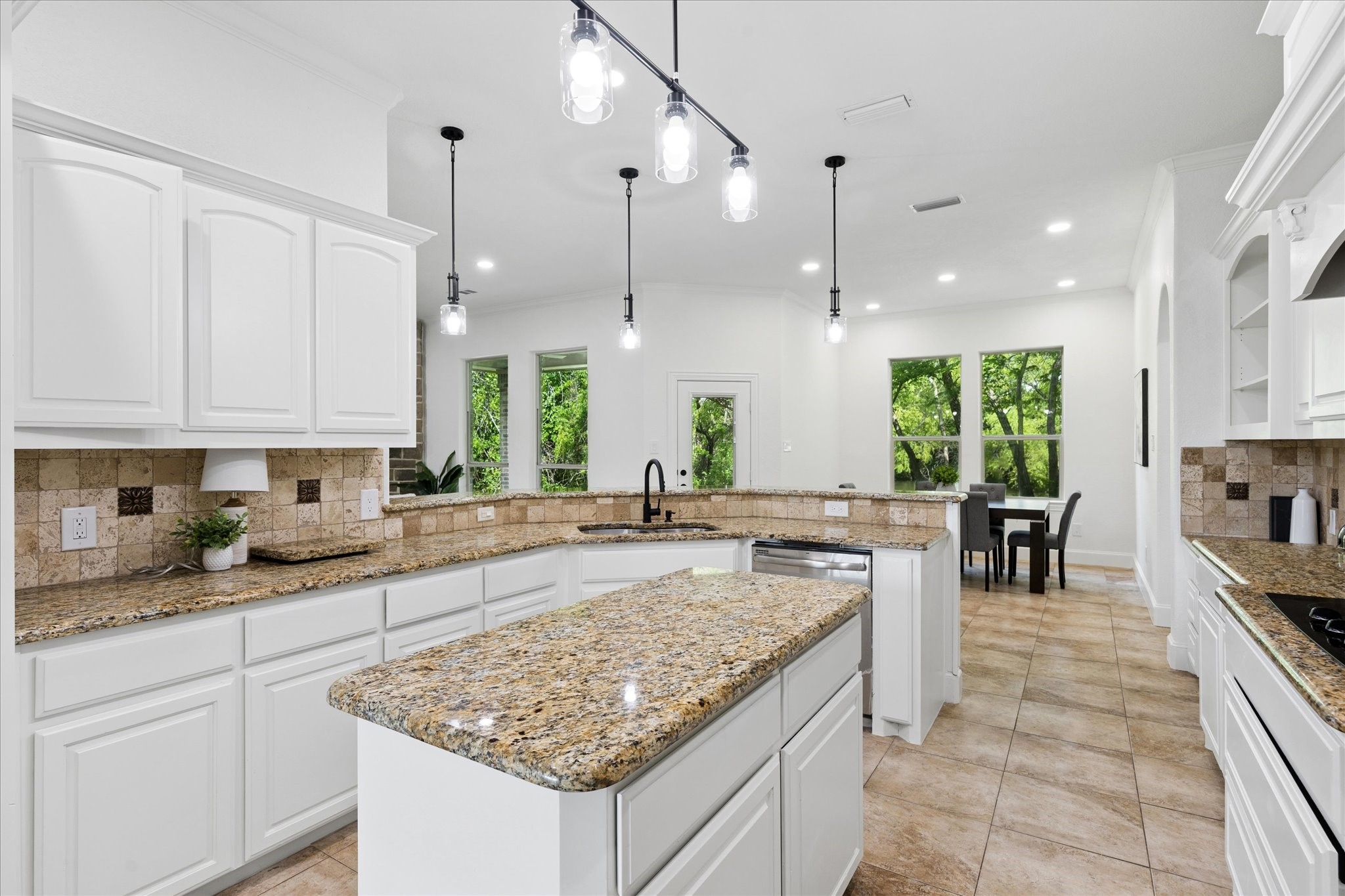1151 Ashemore Court Midlothian TX 76065